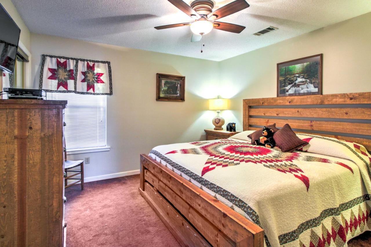 Tree Top Dream Cabin With Hot Tub In Gatlinburg! Villa Kültér fotó