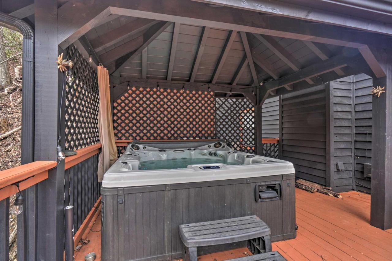 Tree Top Dream Cabin With Hot Tub In Gatlinburg! Villa Kültér fotó